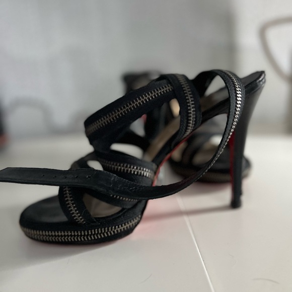 Christian Louboutin Black Open Toe Sling Sandal Heels 37 7.5 Rodita Zipper RARE - Picture 4 of 8